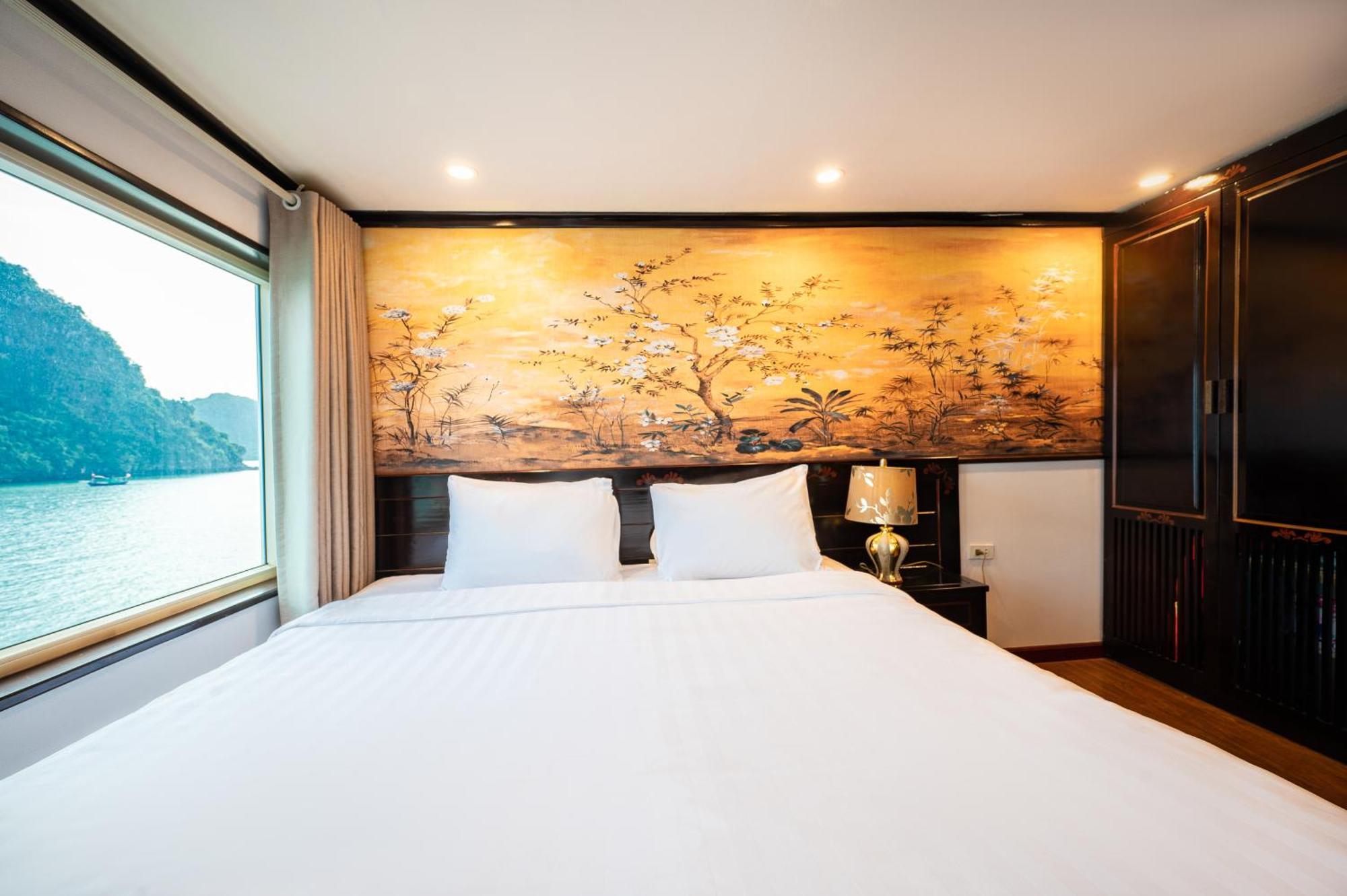 Dragon Crown Legend Cruise Hotel Hạ Long Ngoại thất bức ảnh