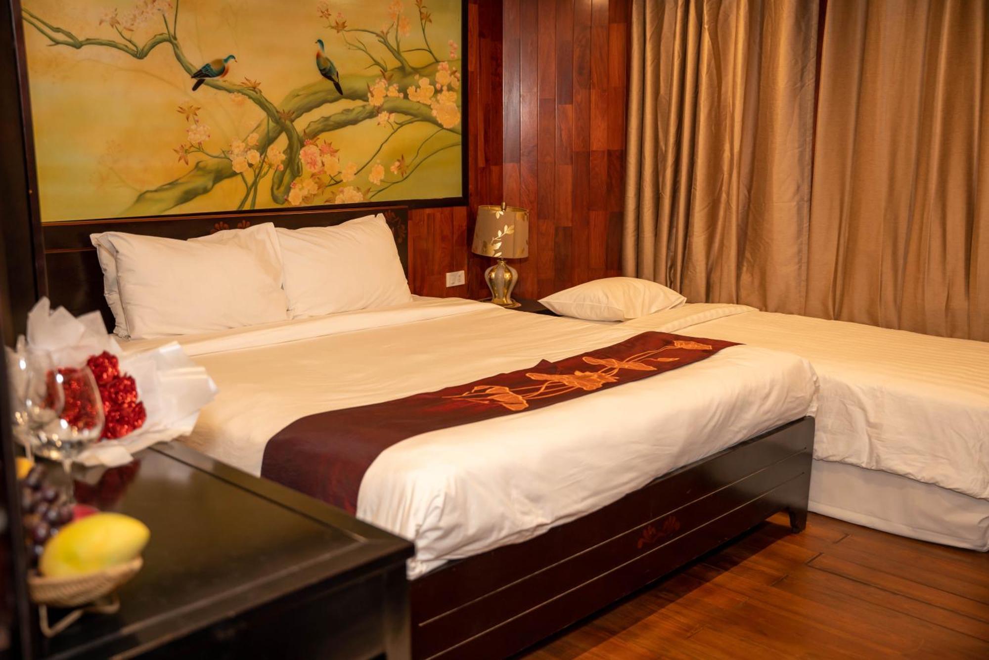 Dragon Crown Legend Cruise Hotel Hạ Long Ngoại thất bức ảnh